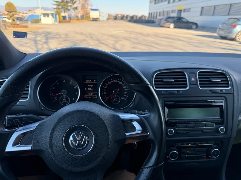 VW Golf GTI, снимка 7 - Автомобили и джипове - 49376784