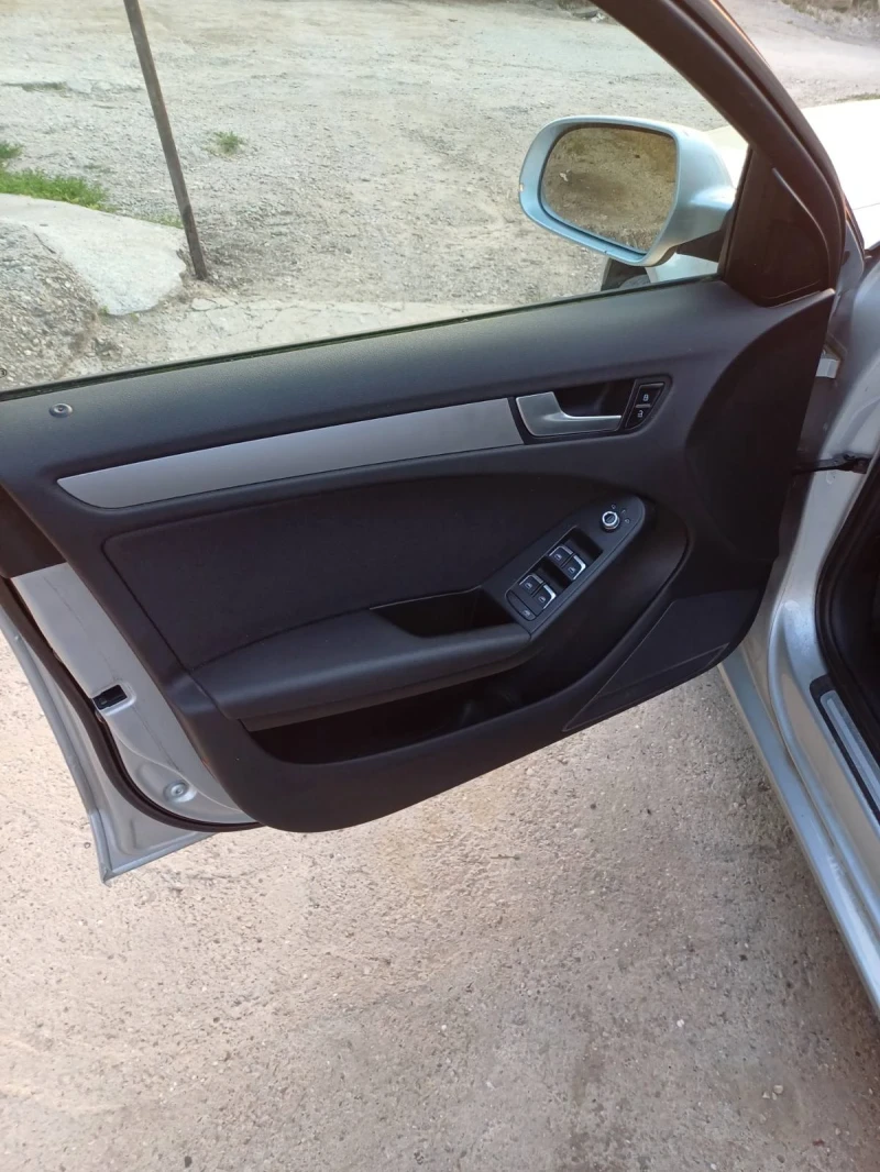 Audi A4 2.0 tdi, снимка 6 - Автомобили и джипове - 51233441