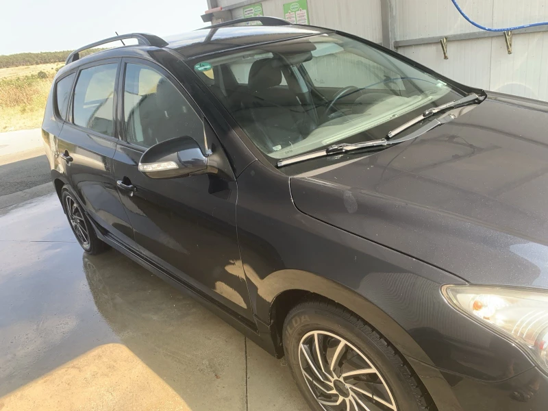 Hyundai I30 1.6 CRDI, снимка 3 - Автомобили и джипове - 51270896