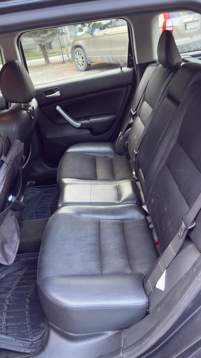 Honda Accord Tourer, снимка 7 - Автомобили и джипове - 53395759
