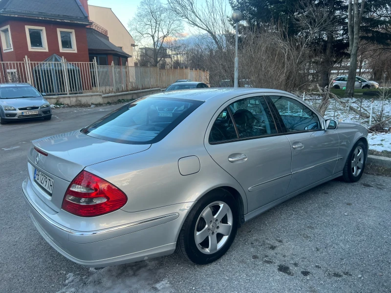 Mercedes-Benz E 280, снимка 2 - Автомобили и джипове - 53542538