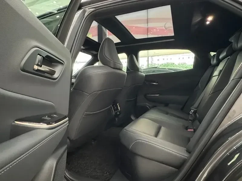 Toyota Crown * 2.5 * 4WD * HYBRID | Mobile.bg � ����������� 12