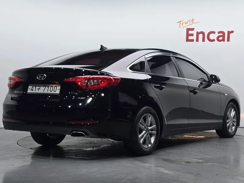 Hyundai Sonata 2.0 STYLE, снимка 2 - Автомобили и джипове - 56159763