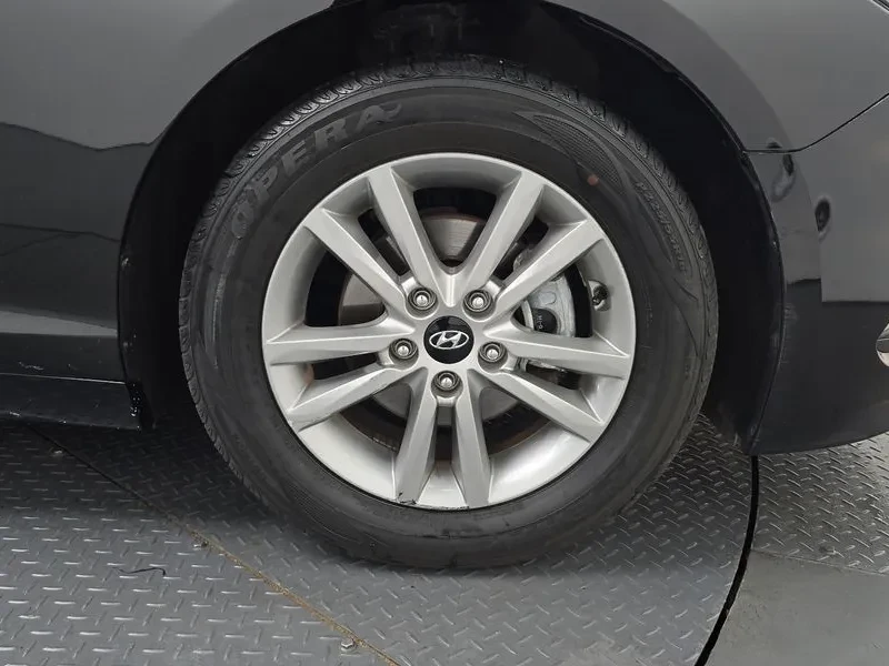 Hyundai Sonata 2.0 STYLE, снимка 17 - Автомобили и джипове - 56159763