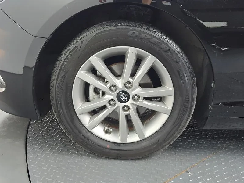 Hyundai Sonata 2.0 STYLE, снимка 5 - Автомобили и джипове - 56159763