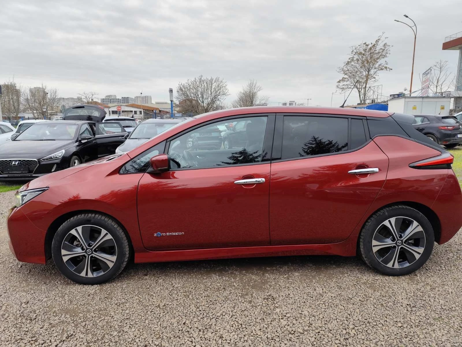 Nissan Leaf  N-Connecta , 150 к.с - изображение 3