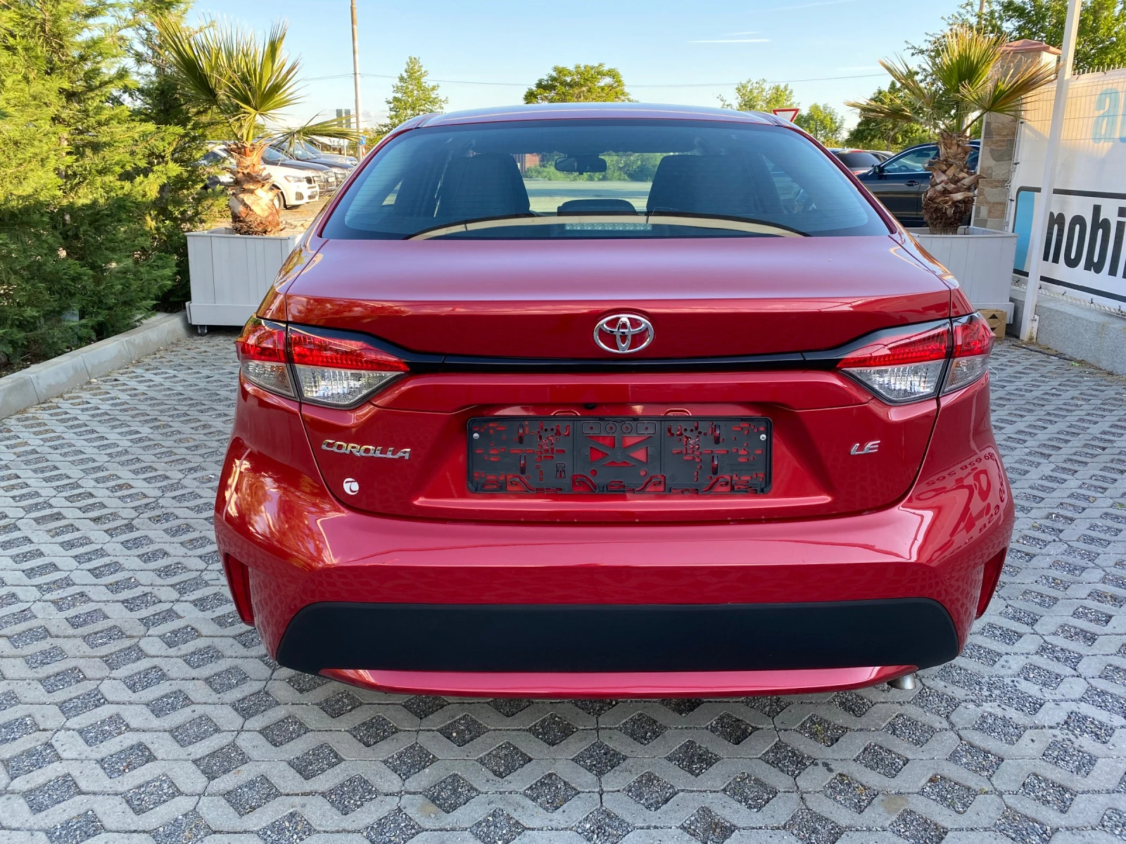 Toyota Corolla 1.8i-139кс= 49х.км= АВТОМАТ= КАМЕРА= ДИСТРОНИК - изображение 4