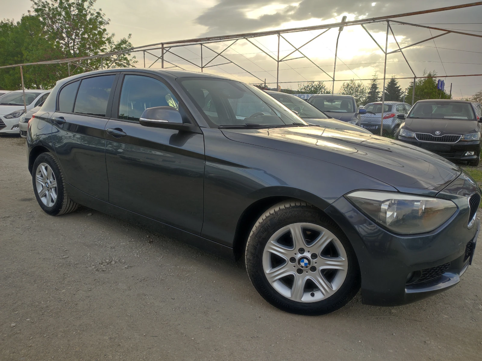 BMW 118 2.0d/АВТОМАТИК/НАВИГАЦИЯ/ПАРКТРОНИК/ТОП СЪСТОЯНИЕ  - изображение 6