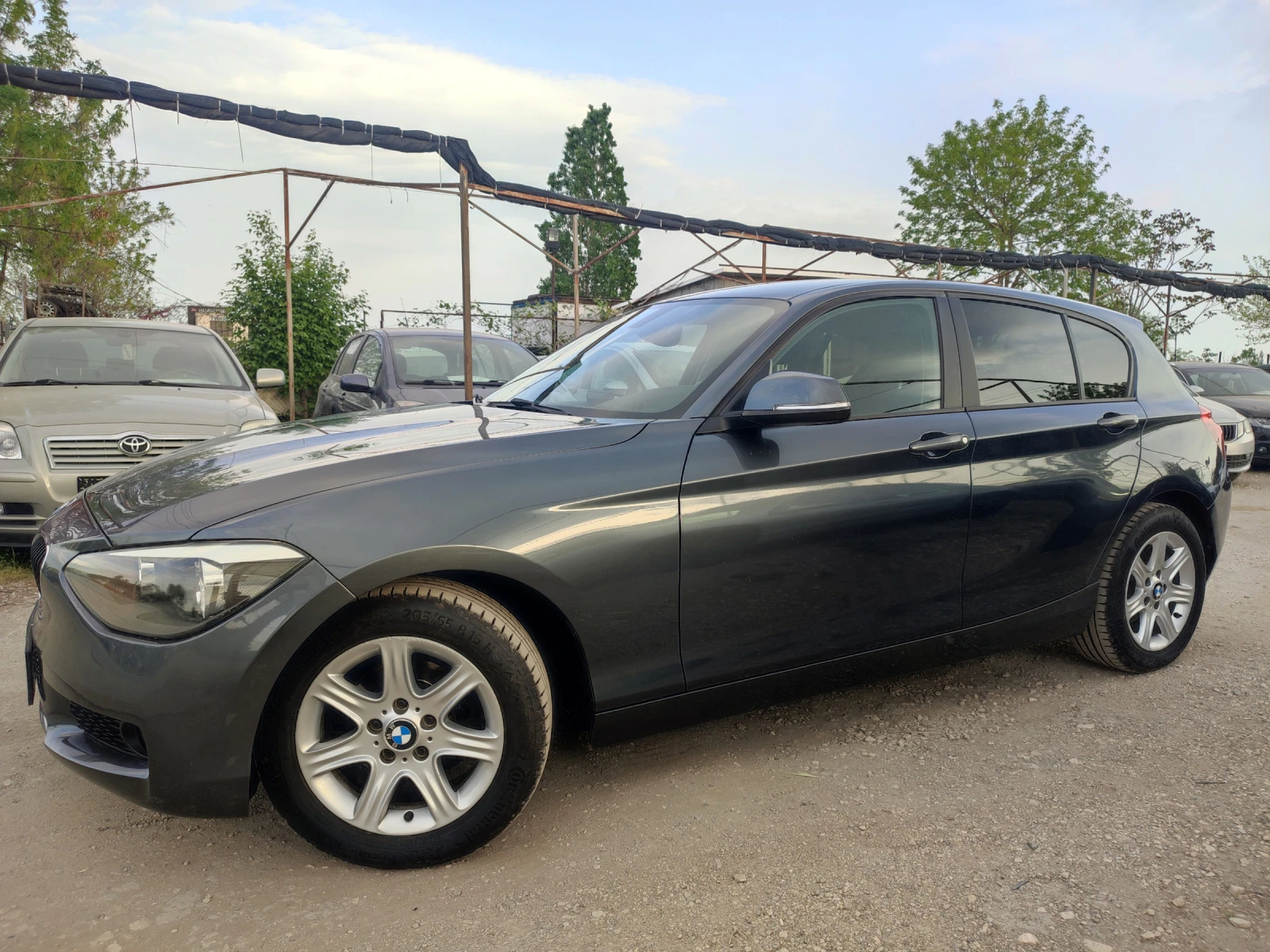 BMW 118 2.0d/АВТОМАТИК/НАВИГАЦИЯ/ПАРКТРОНИК/ТОП СЪСТОЯНИЕ  - изображение 5