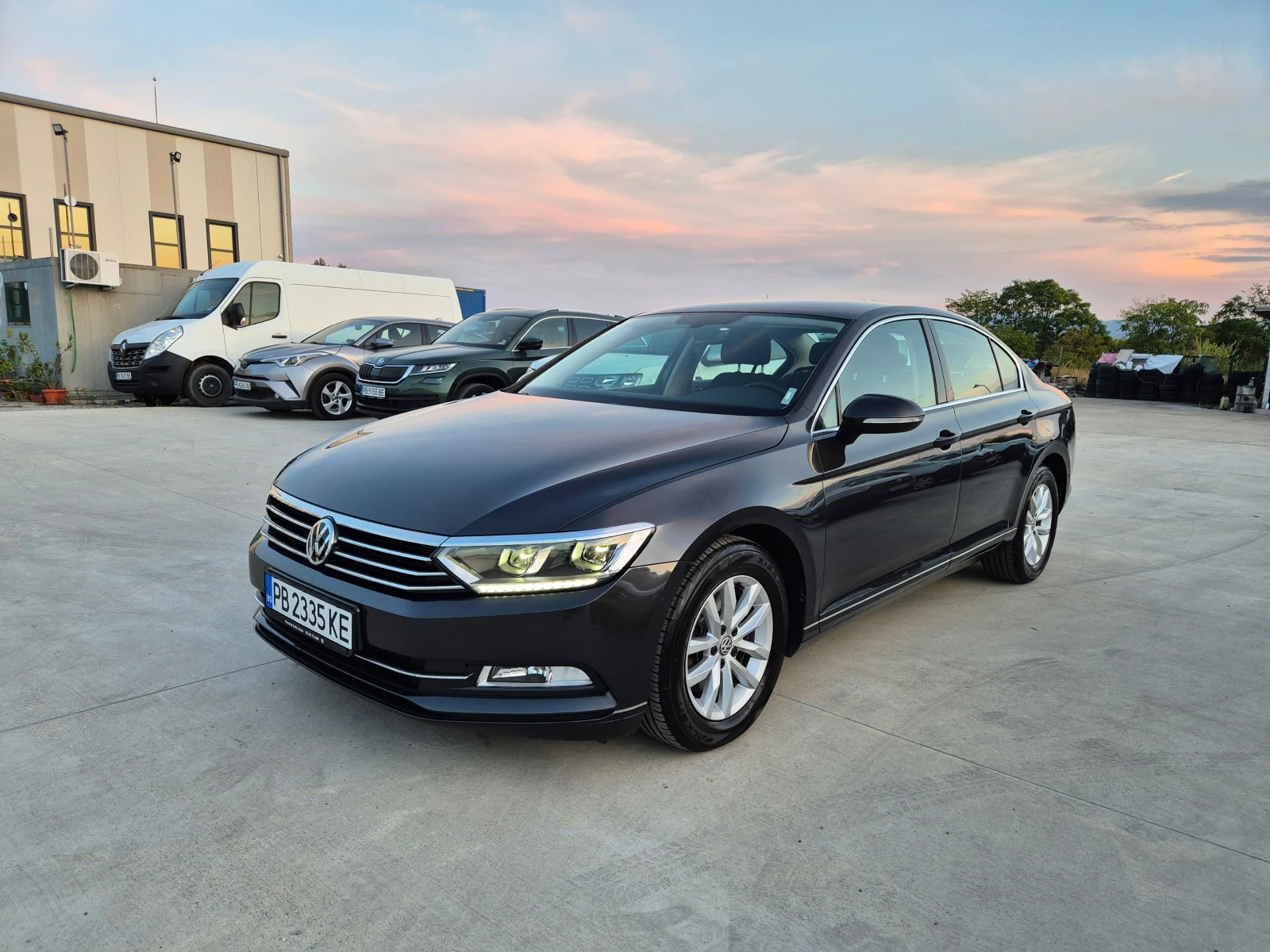 VW Passat В-Гаранция-Business-2.0TDI-А/Т-150кс. - [1] 