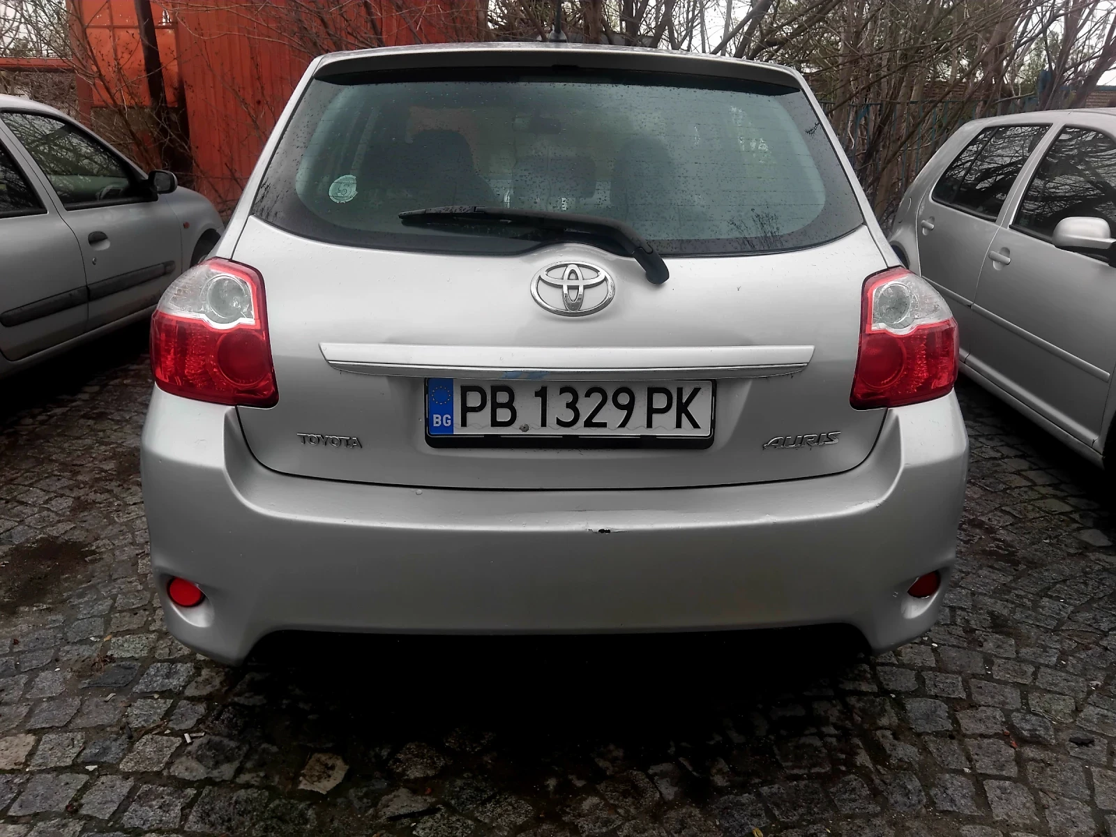Toyota Auris  - изображение 4