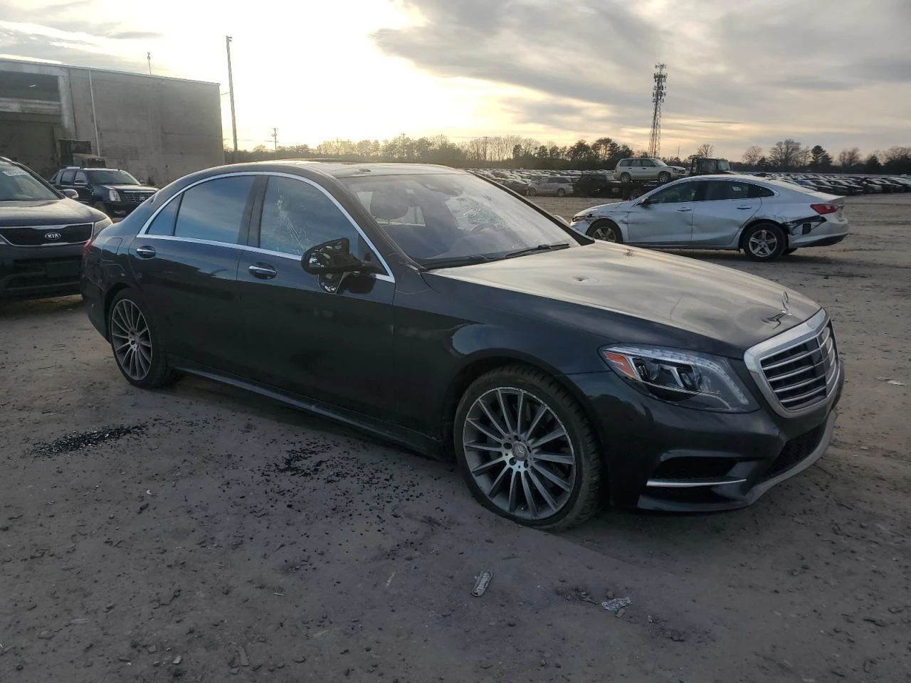 Mercedes-Benz S 550 4MATIC Burmester* 360* Нощ.виждане* Дистроник* 9GT - изображение 6