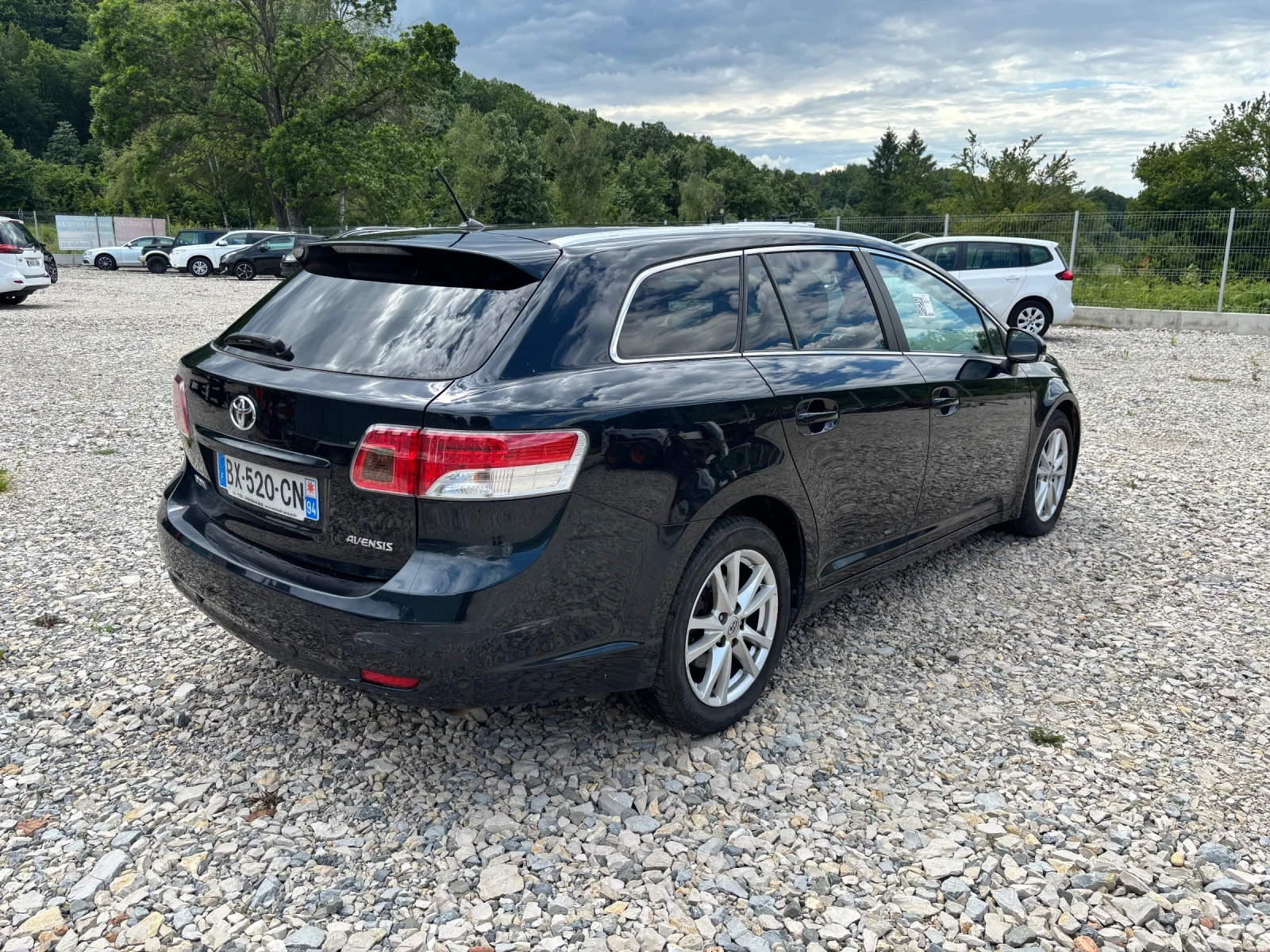 Toyota Avensis 2.0D4D FACELIFT - изображение 4
