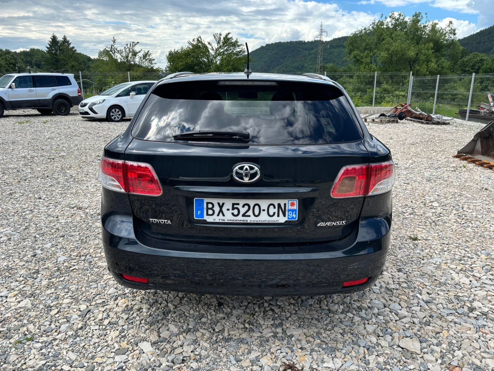 Toyota Avensis 2.0D4D FACELIFT - изображение 5