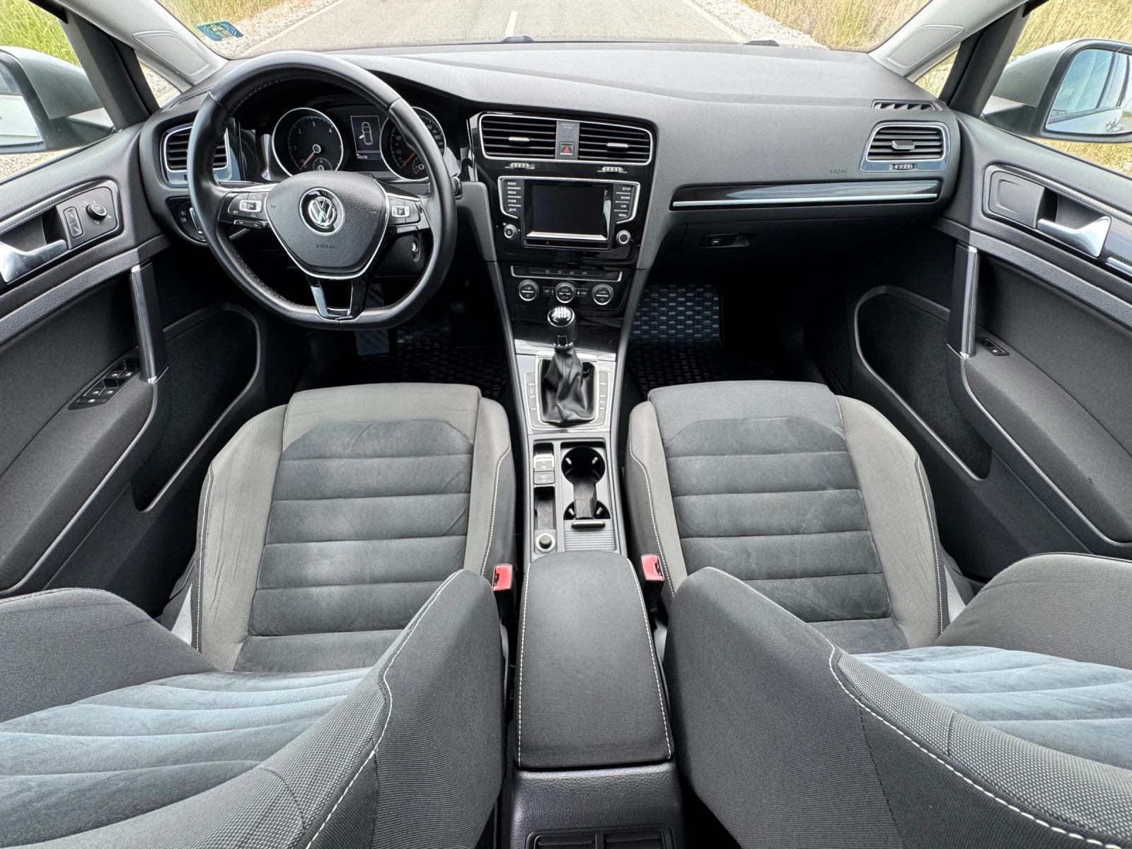 VW Golf VII 2.0 TDI / HIGHLINE / NAVI / PARKTRONIC/ - изображение 9