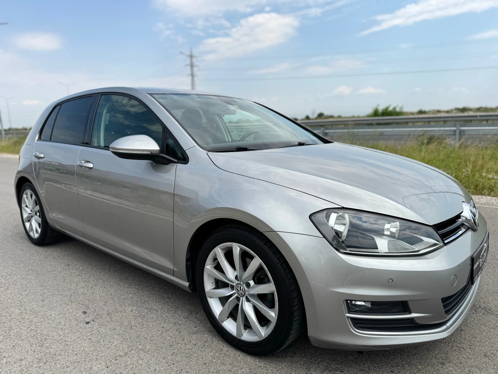 VW Golf VII 2.0 TDI / HIGHLINE / NAVI / PARKTRONIC/ | Mobile.bg   1