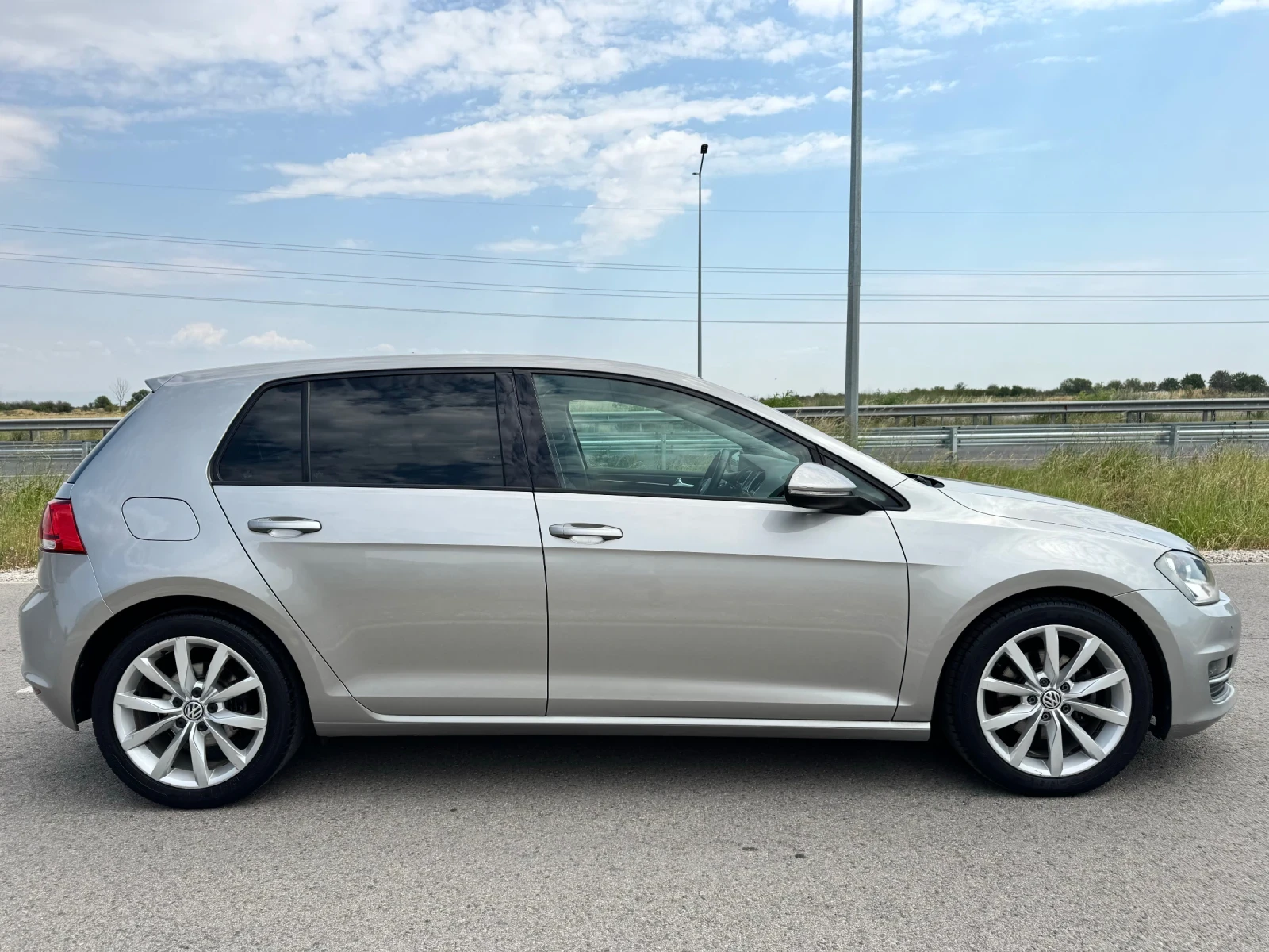 VW Golf VII 2.0 TDI / HIGHLINE / NAVI / PARKTRONIC/ - изображение 5