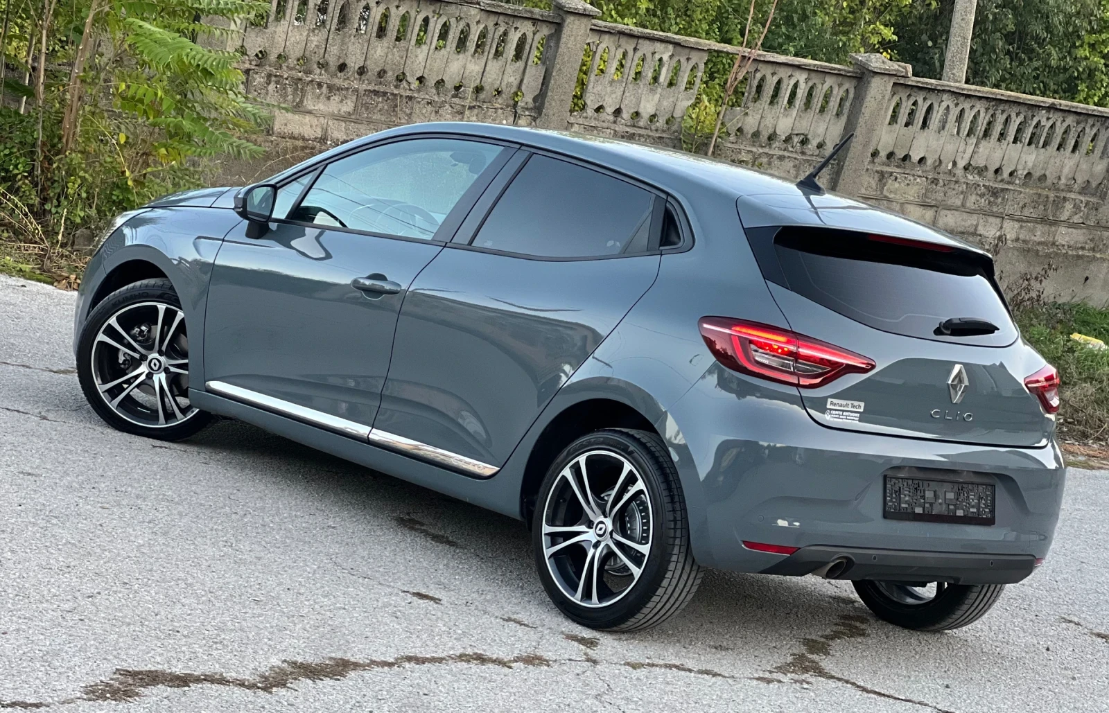 Renault Clio LED PURE VISION NAVIGATION  - изображение 5