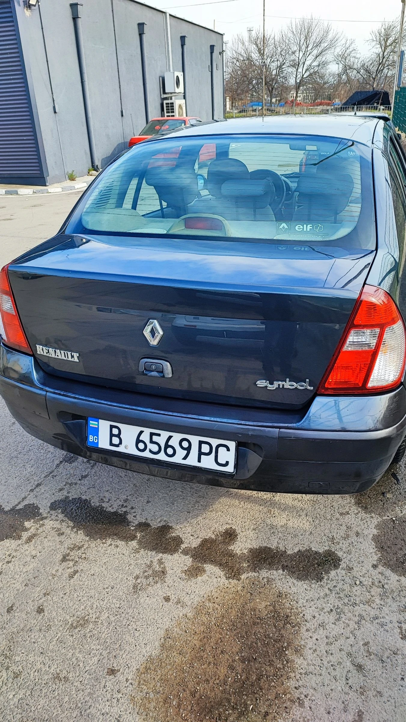 Renault Symbol, снимка 2 - Автомобили и джипове - 53882352