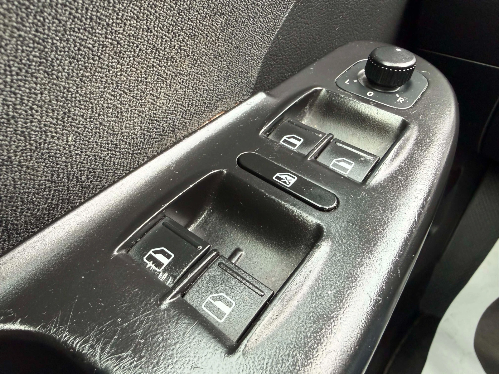 VW Passat, снимка 15 - Автомобили и джипове - 53894475