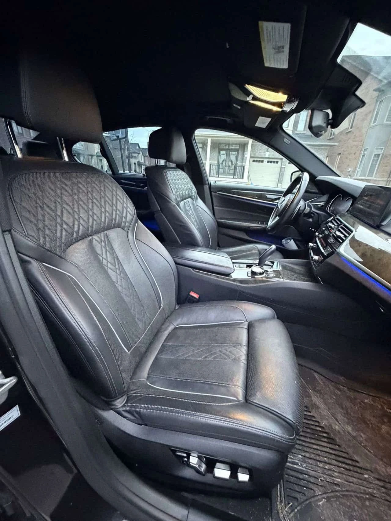 BMW 540 xDrive/Harman Kardon / HUD / 360 /ФИКС ЦЕНА, снимка 7 - Автомобили и джипове - 54381105