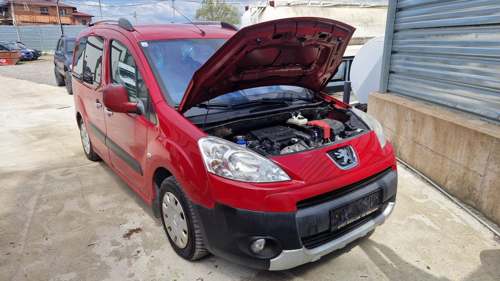 Peugeot Partner 1.6HDI, снимка 4 - Автомобили и джипове - 54387429