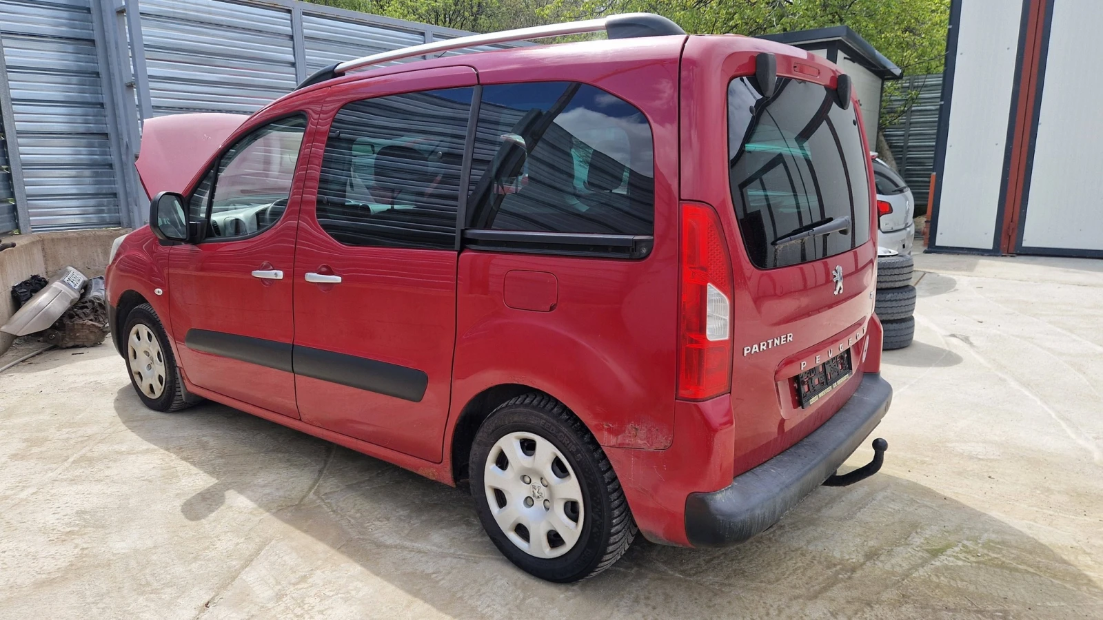 Peugeot Partner 1.6HDI, снимка 2 - Автомобили и джипове - 54387429