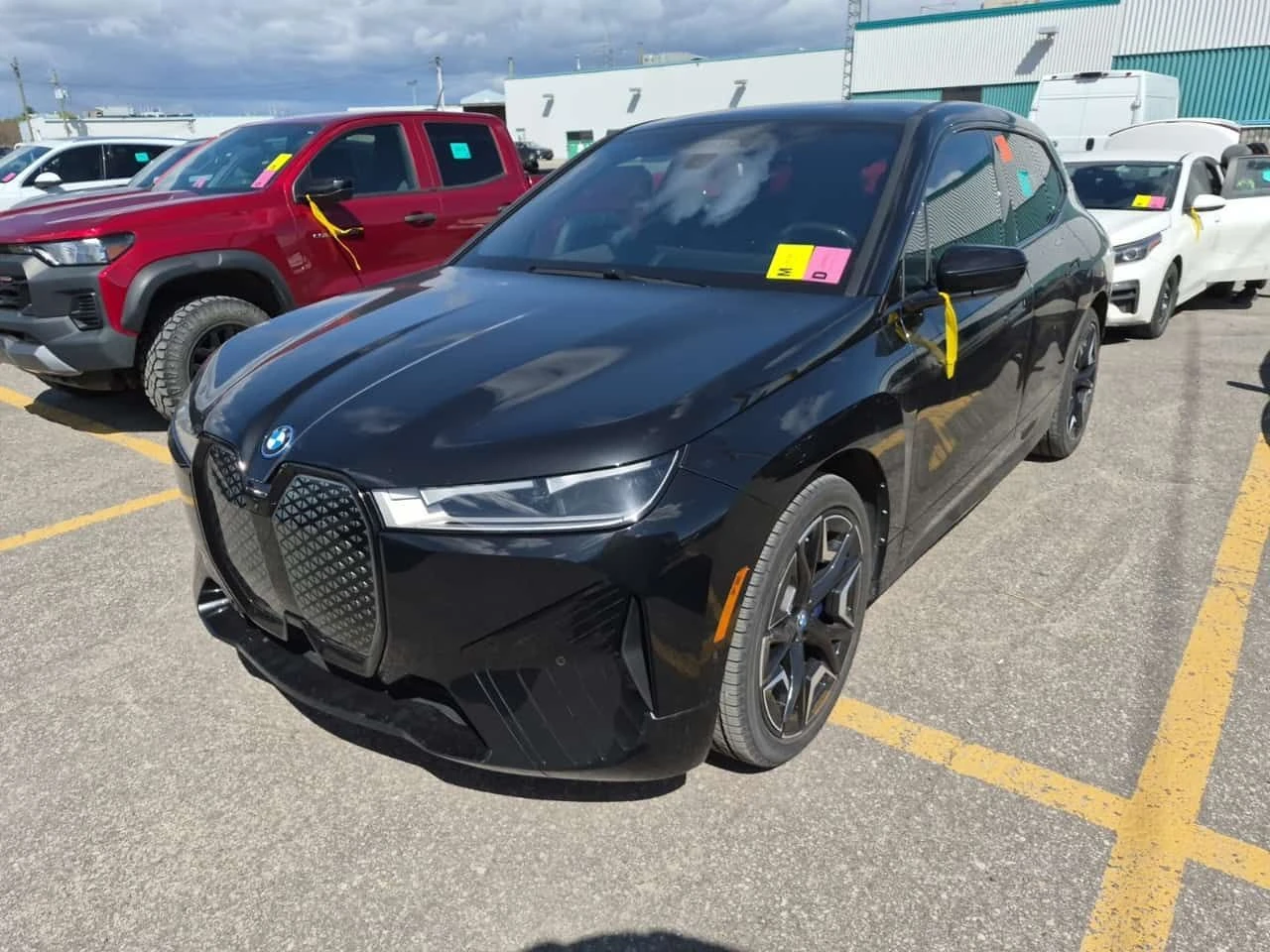 BMW iX XDRIVE50  CARFAX | Mobile.bg � ����������� 1