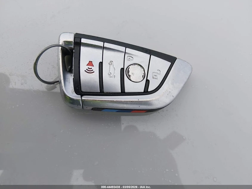 BMW 750 4.4l I xDrive, снимка 11 - Автомобили и джипове - 54527122