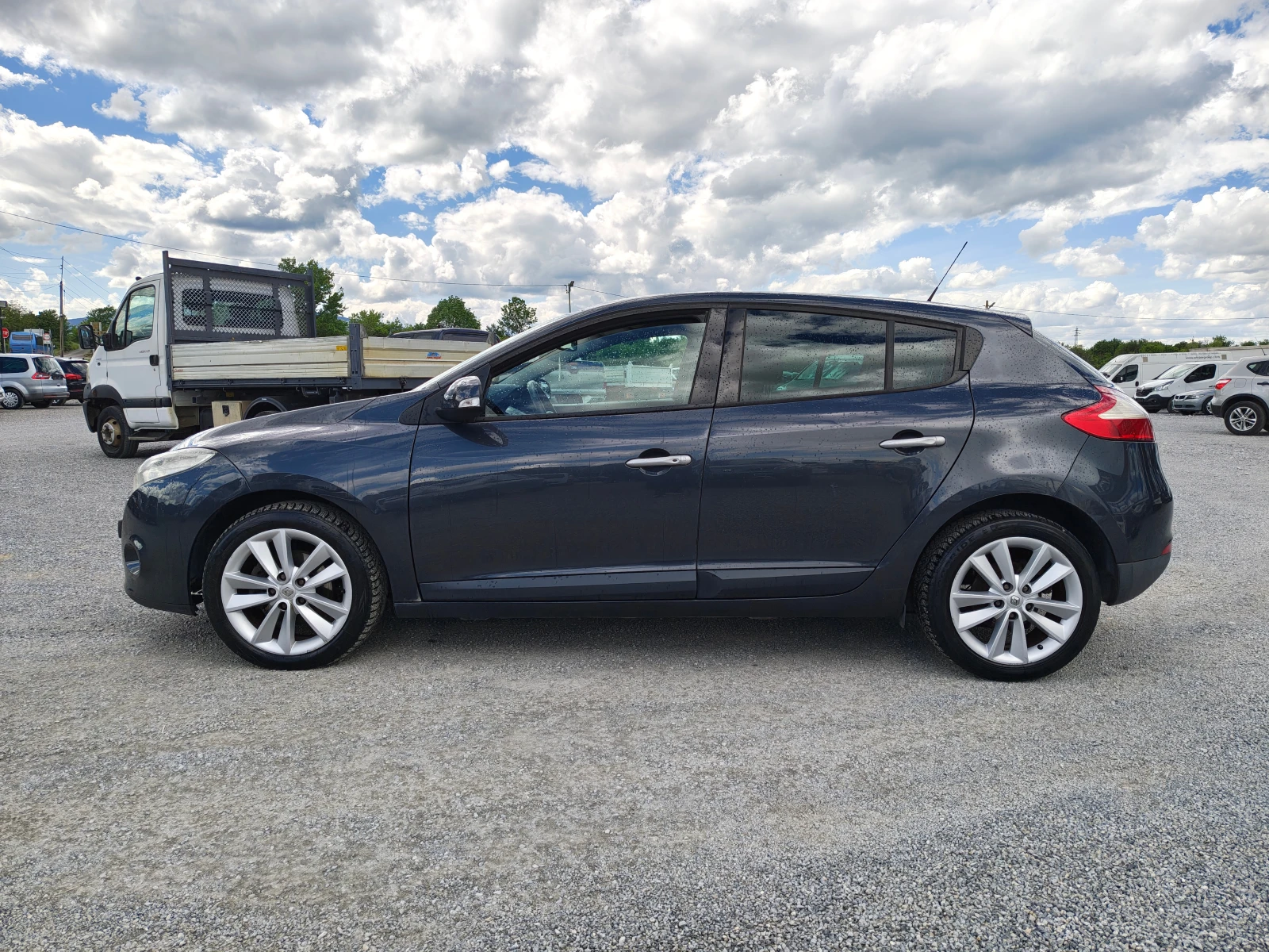 Renault Megane 1.5 DCI, снимка 7 - Автомобили и джипове - 54566548