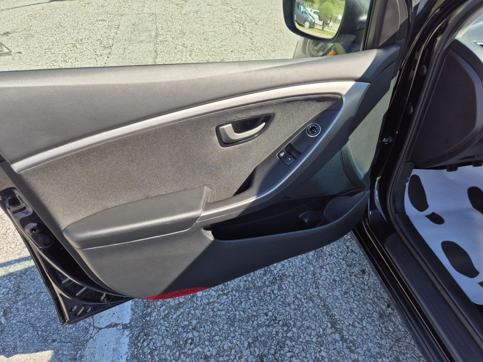 Hyundai I30 1.6CRDI , снимка 13 - Автомобили и джипове - 54606123