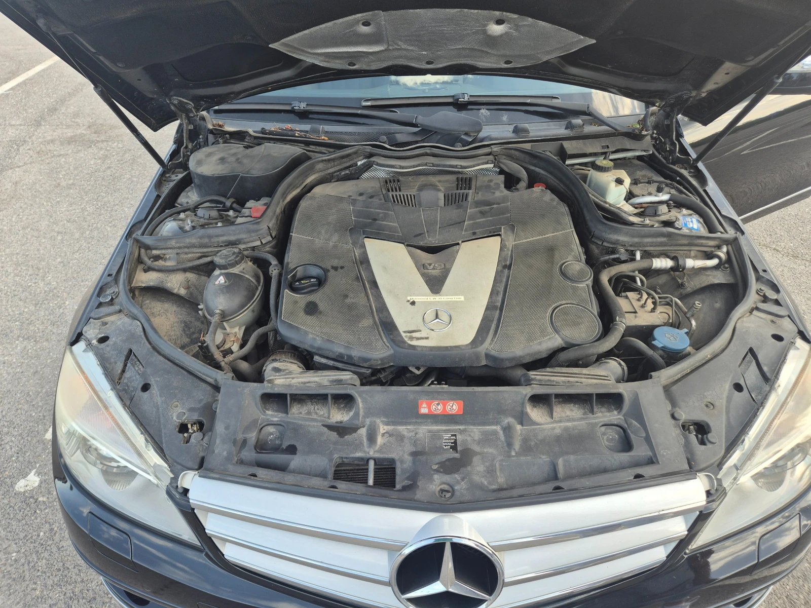 Mercedes-Benz C 320 C320, снимка 17 - Автомобили и джипове - 54671382