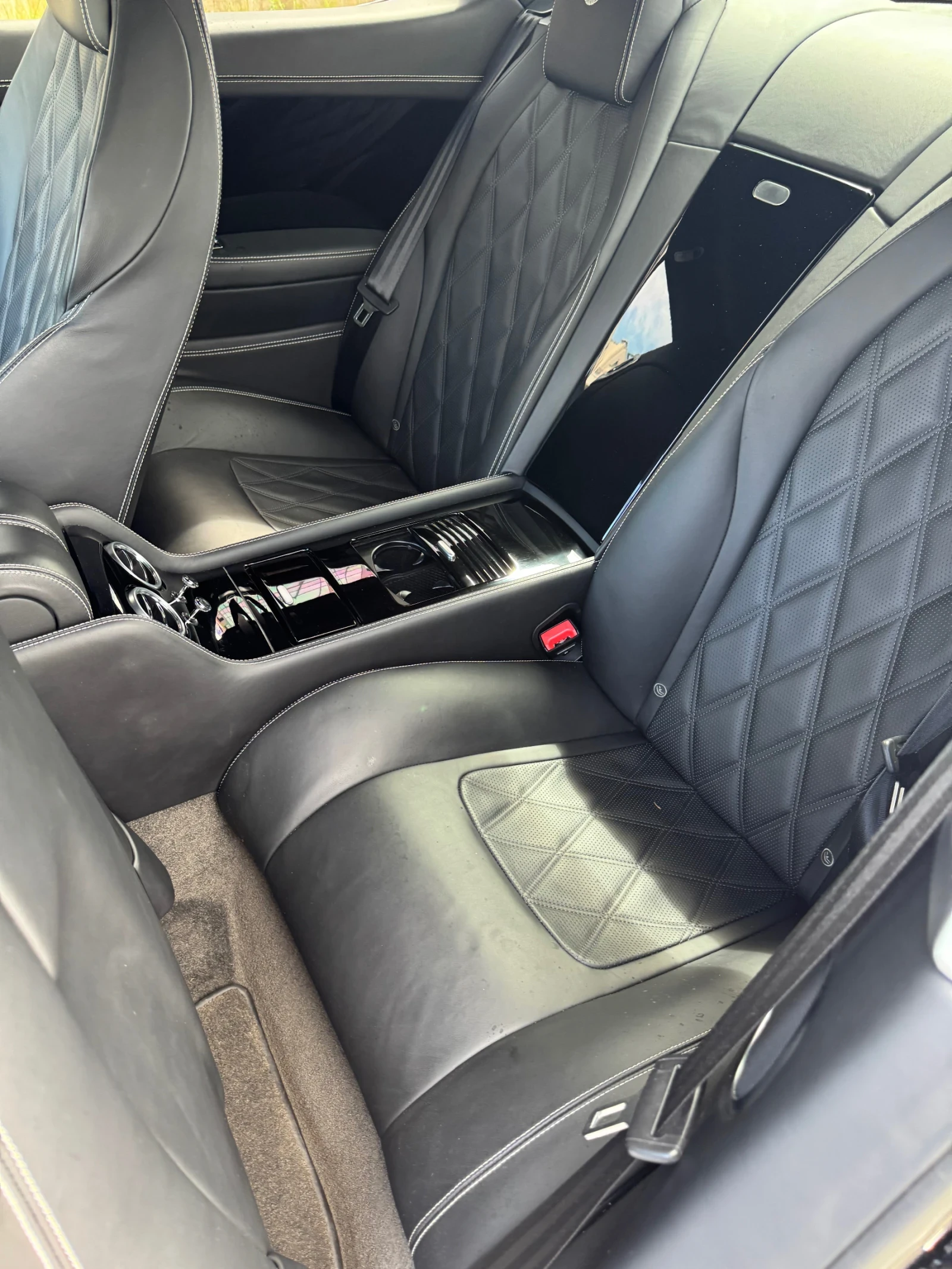 Bentley Continental gt W12 Facelift   575 к.с., снимка 10 - Автомобили и джипове - 54676828