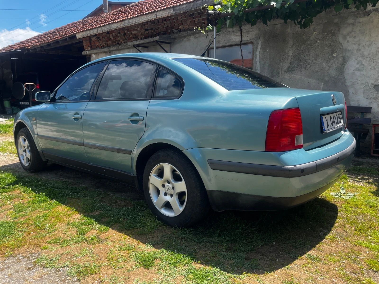 VW Passat, снимка 5 - Автомобили и джипове - 54683783