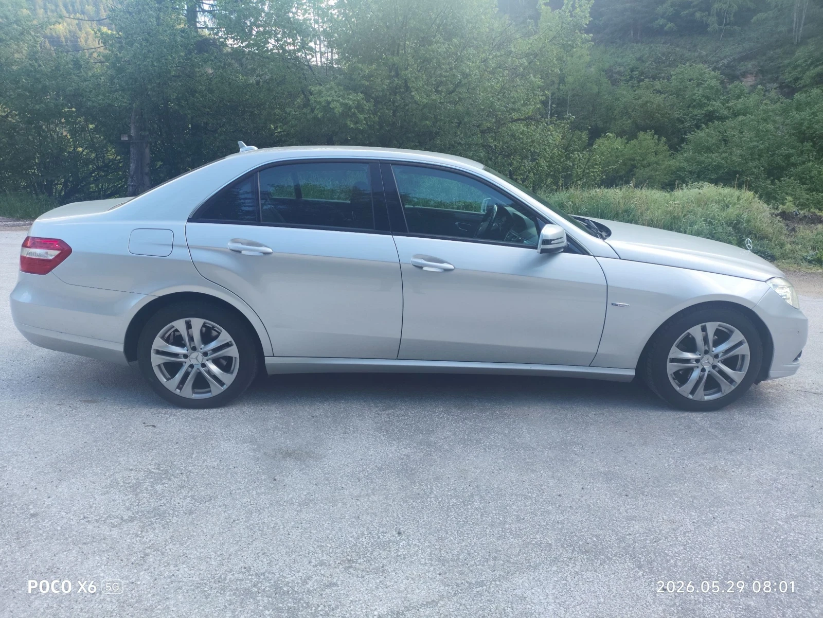 Mercedes-Benz E 200, снимка 4 - Автомобили и джипове - 54707706
