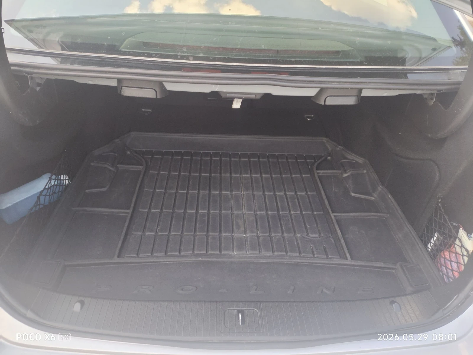 Mercedes-Benz E 200, снимка 9 - Автомобили и джипове - 54707706