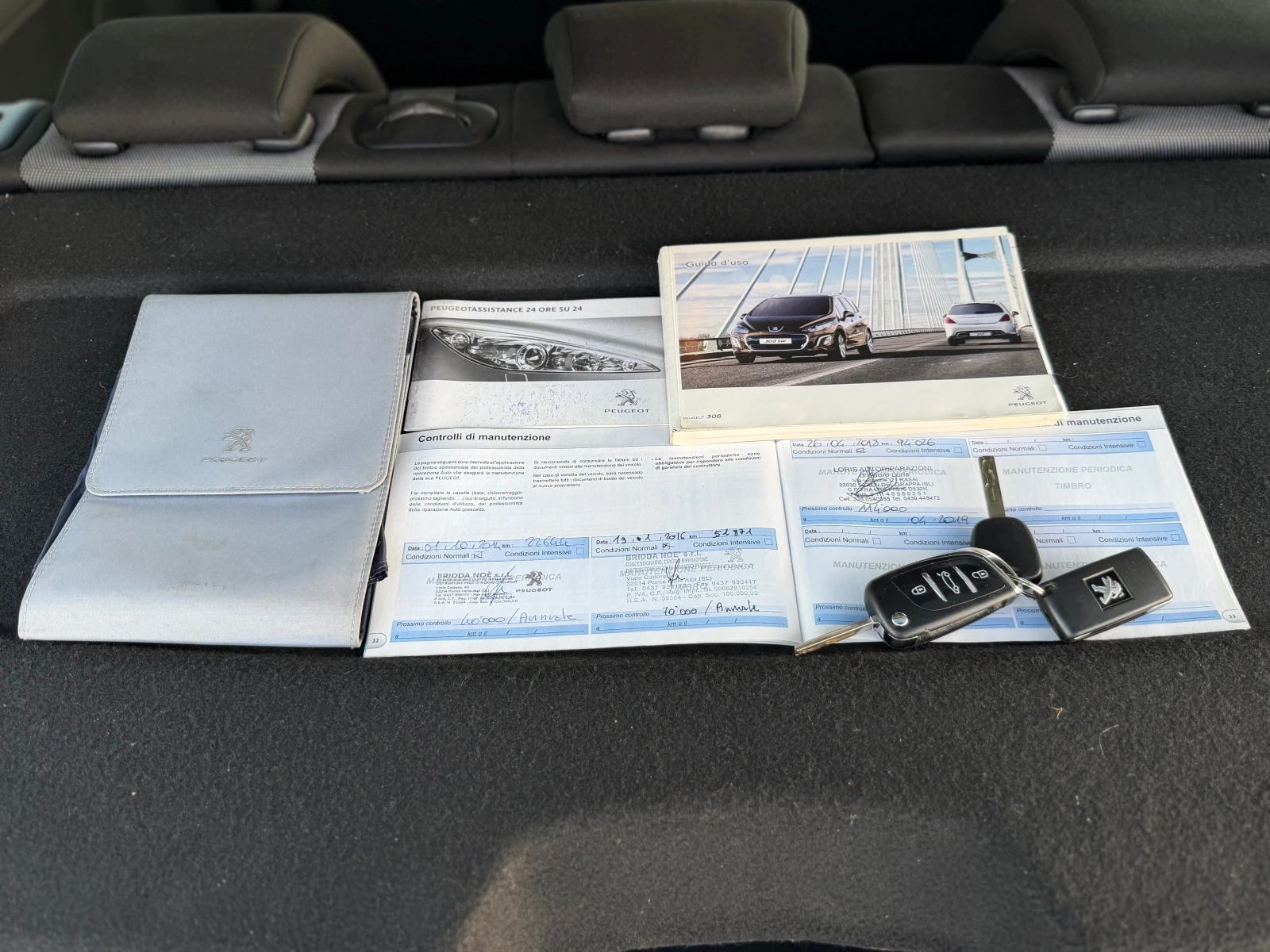 Peugeot 308 * ИТАЛИЯ* SPORTTIUM* LED* NAVI* EURO 5* , снимка 15 - Автомобили и джипове - 54717006