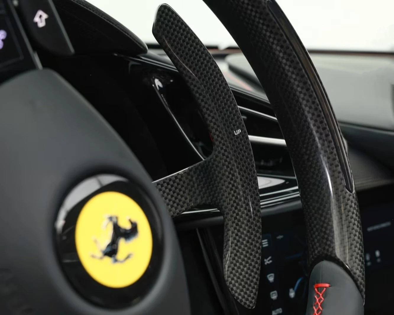 Ferrari 12 Cilindri spider CARBON / LIFT  /JBL / 360 / ROSSO IMOLA/ MATRIX, снимка 11 - Автомобили и джипове - 55069576