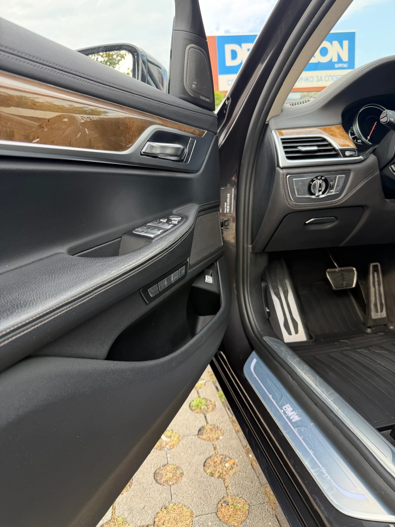 BMW 740 D xDrive, снимка 8 - Автомобили и джипове - 55317893