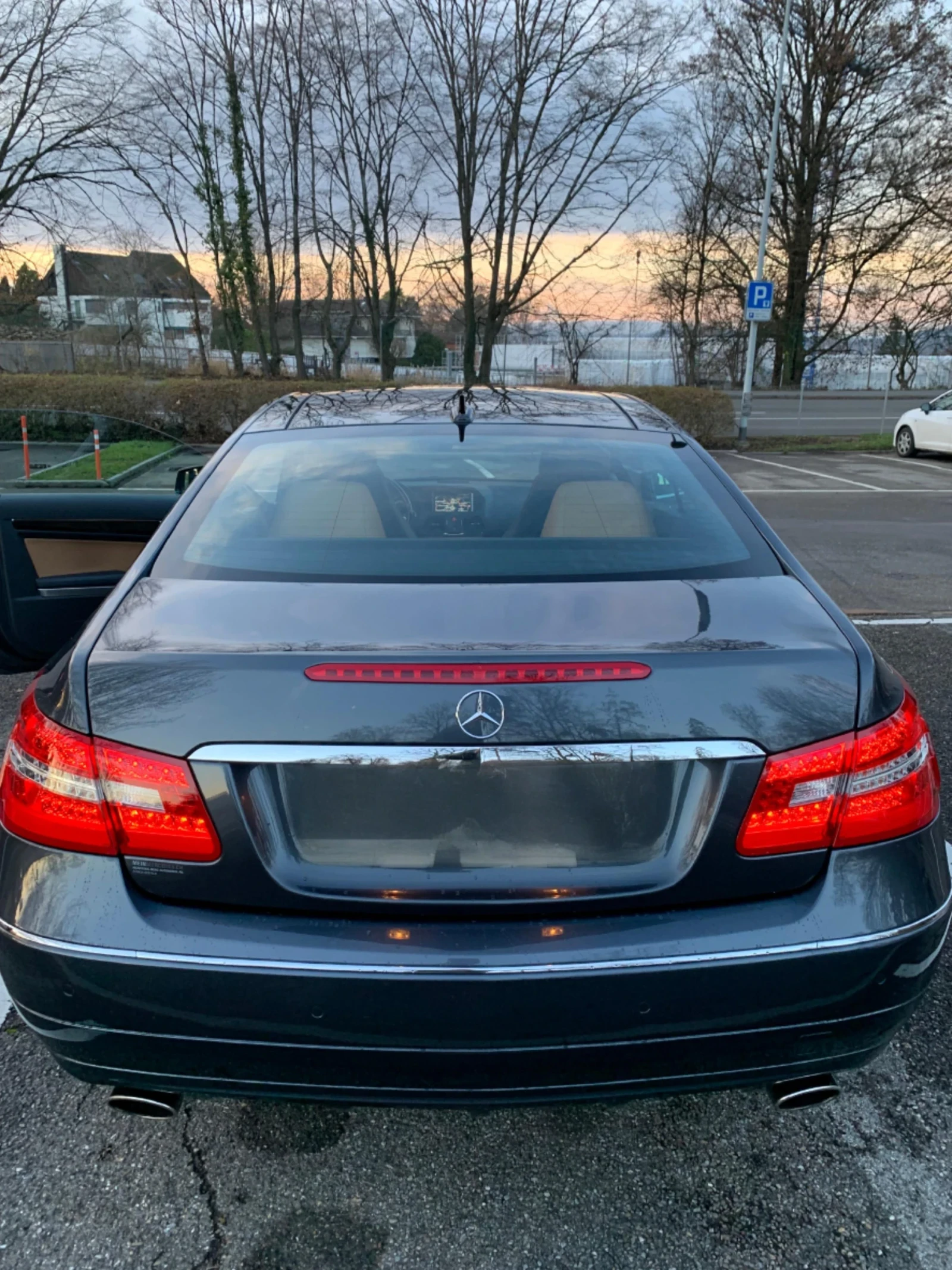 Mercedes-Benz E 350, снимка 2 - Автомобили и джипове - 55809042