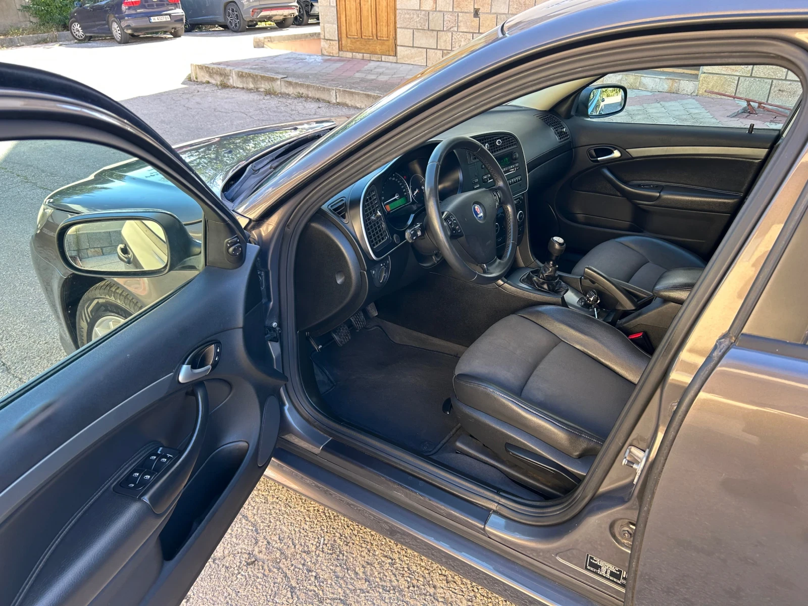 Saab 9-3 1.9TiD 120 XENON, снимка 8 - Автомобили и джипове - 55993386