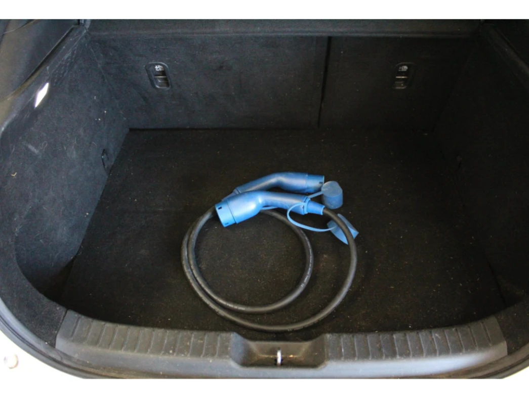 Mazda MX-30, снимка 14 - Автомобили и джипове - 56600675
