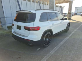 Mercedes-Benz GLB AMG 35/CARFAX/2 Ключа/Подгрев/Амбиент/Алкантара/, снимка 3