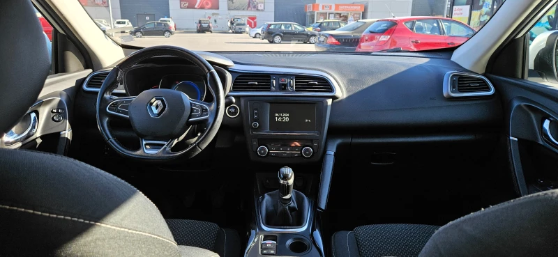 Renault Kadjar, снимка 9 - Автомобили и джипове - 47838442