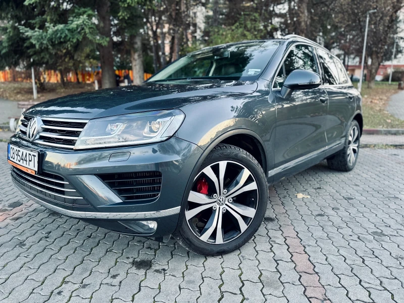 VW Touareg, снимка 2 - Автомобили и джипове - 48112270