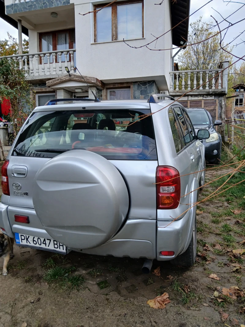 Toyota Rav4, снимка 4 - Автомобили и джипове - 52352199