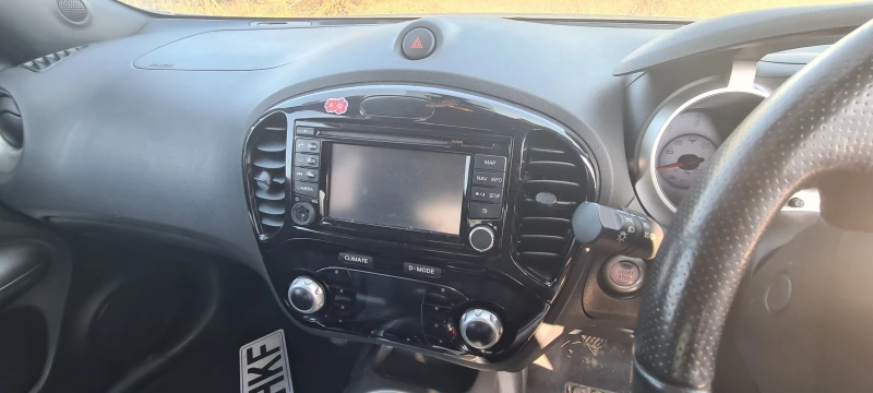 Nissan Juke, снимка 15 - Автомобили и джипове - 53117419