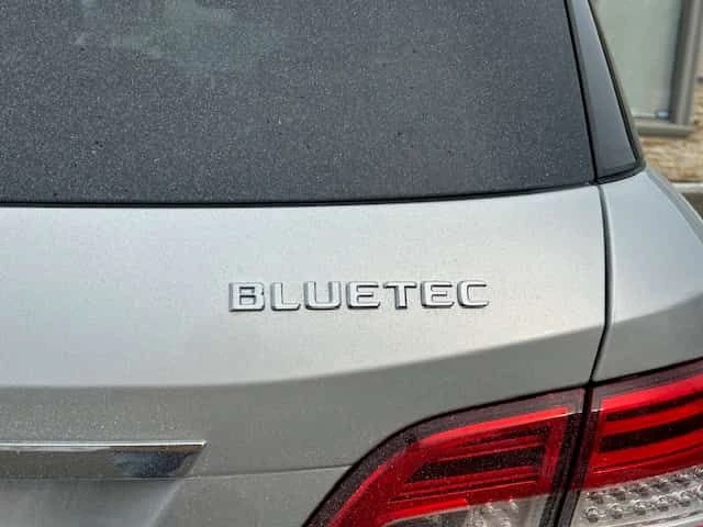Mercedes-Benz ML 350 * BlueTEC * CARFAX * ЦЕНА ДО БГ, снимка 16 - Автомобили и джипове - 54081946
