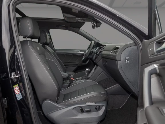 VW Tiguan Allspace 2.0 TDI 4Motion = R-line = Black Style Гаранция, снимка 7 - Автомобили и джипове - 54157941