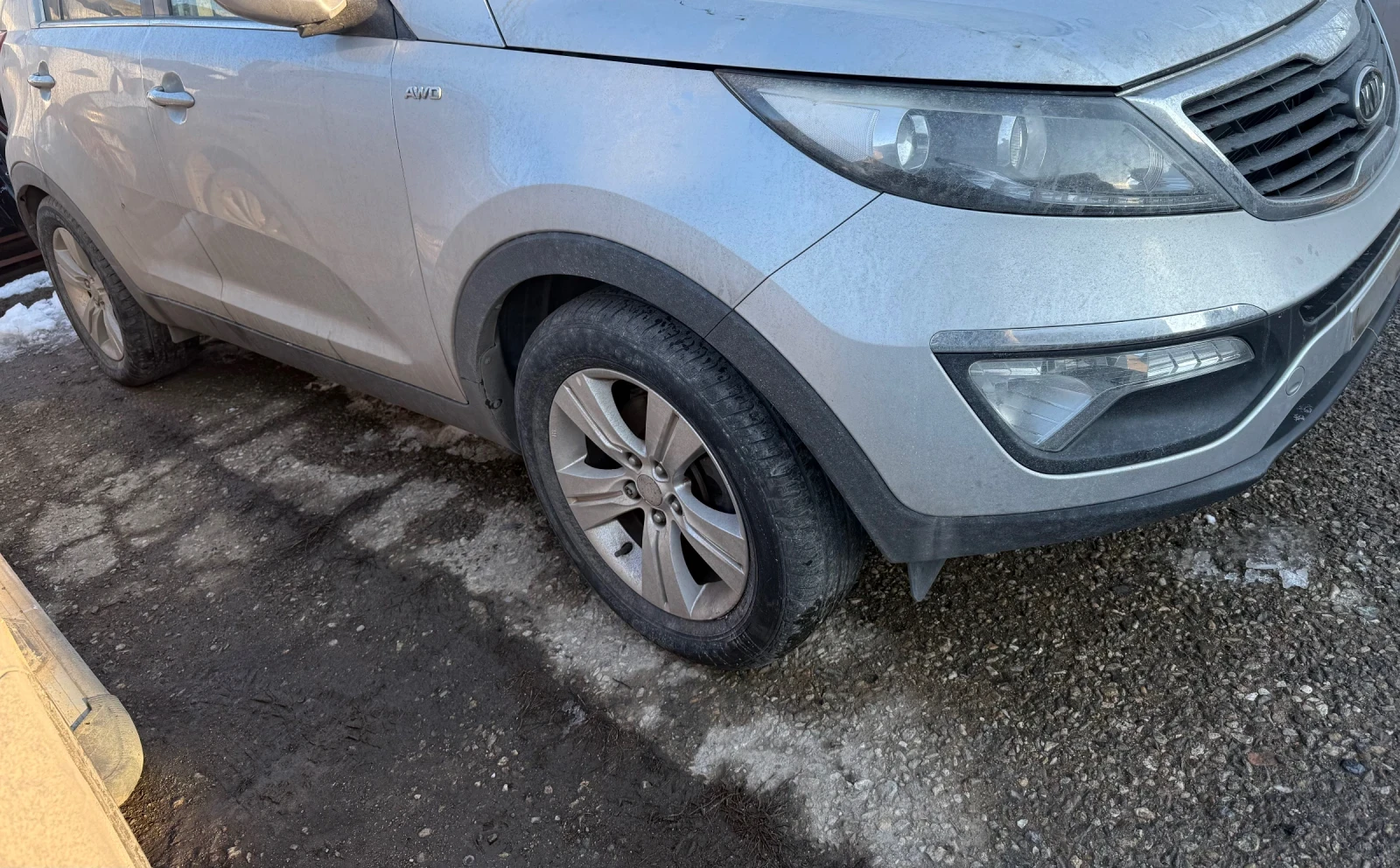 Kia Sportage 2..0 crdi - изображение 2